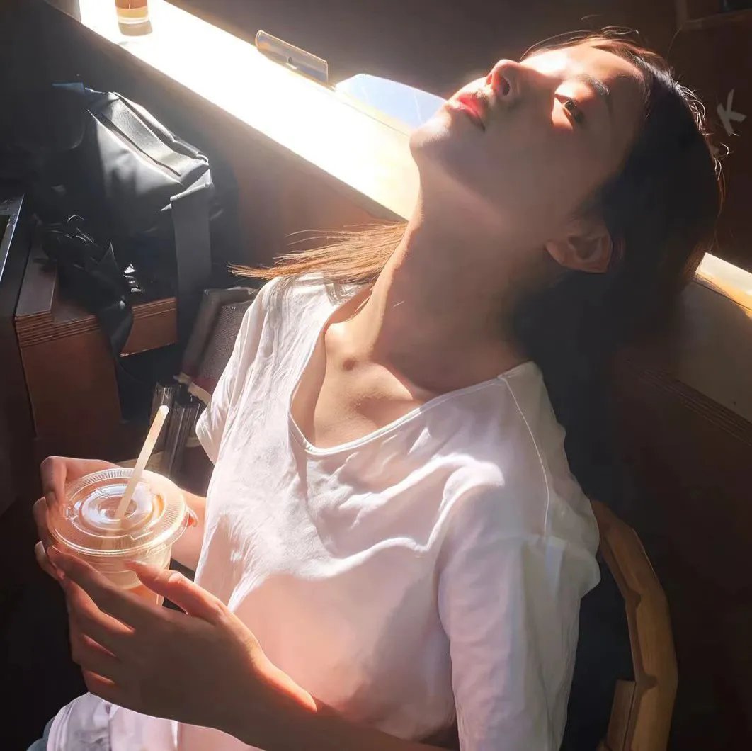 起立,老师好!